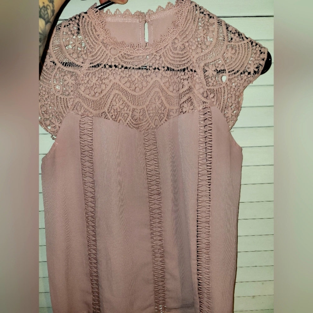 Women's Medium Mauve Blouse